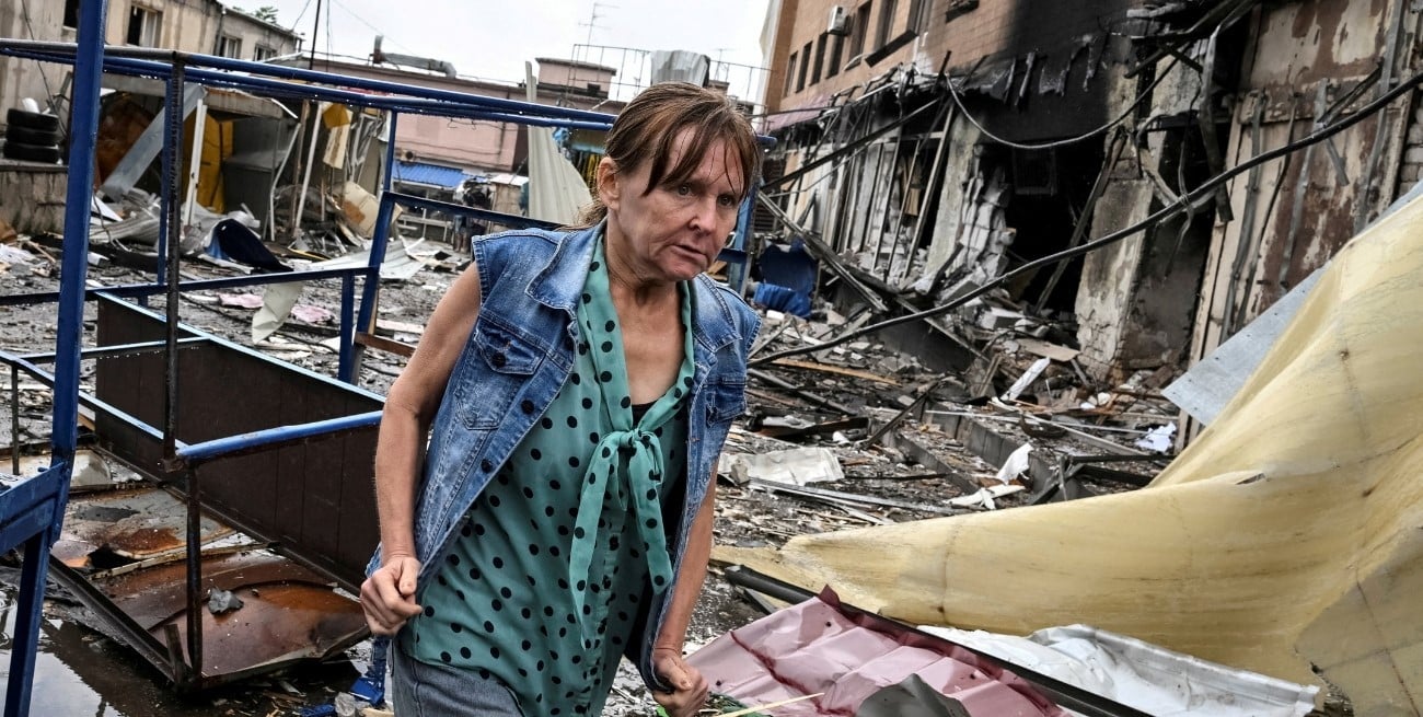 Ucrania: una oleada de ataques rusos dejó al menos dos muertos y 56 heridos en Zaporiyia