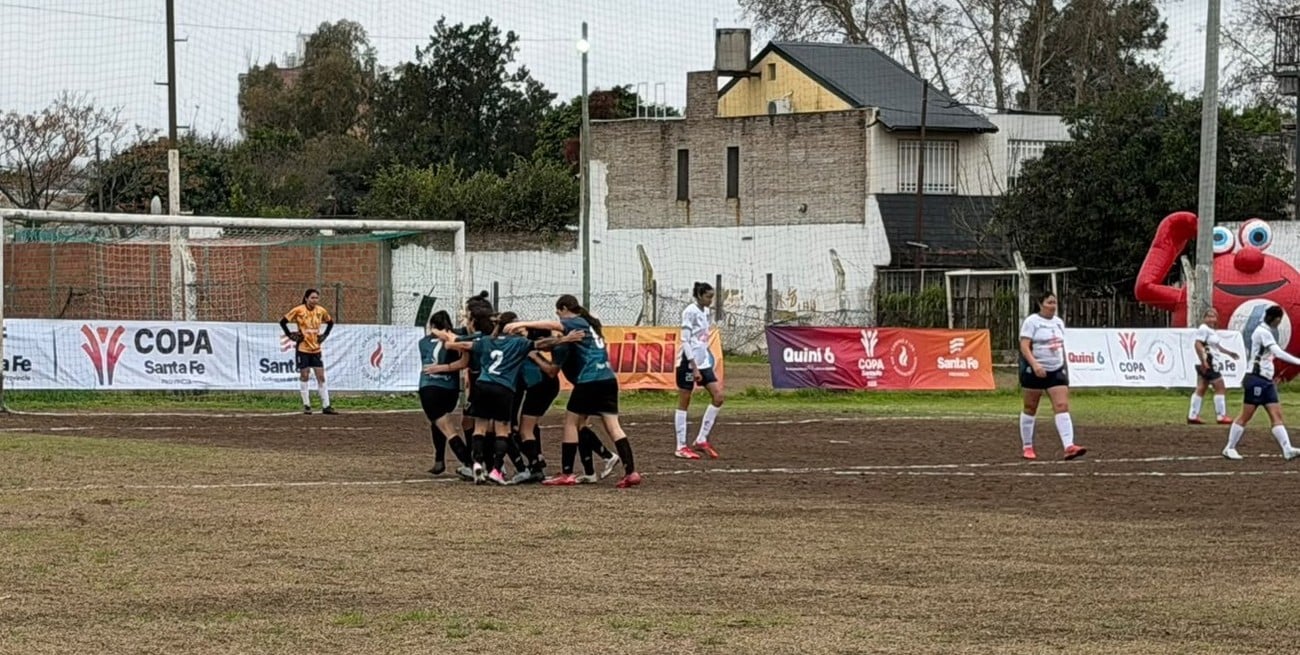 Giuliana Nebuloni, goleadora de Social Lux: “No es casualidad volver a estar a un paso”