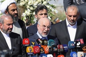 Mohamed Baquer Qalibaf, presidente del Parlamento iraní. Sostiene una retórica desafiante contra Estados Unidos.