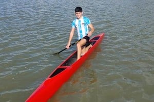 La canoa exige precisión, potencia y resistencia durante cada regata.
