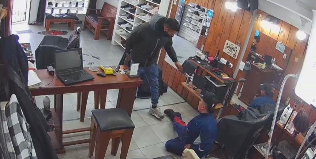 Violento robo en una barbería: "Después de 10 años tenemos que pensar si seguimos"