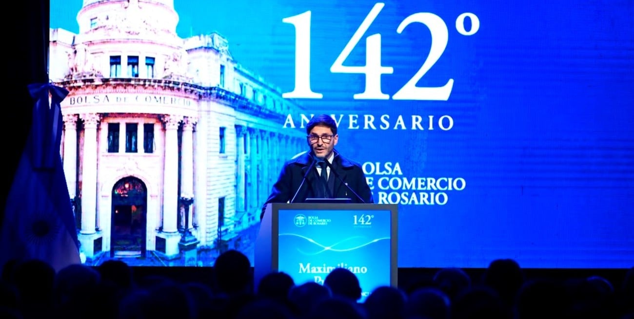 Ya se desarrolla el acto por el 142° aniversario de la Bolsa de Comercio de Rosario
