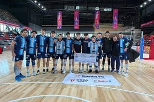 Villa Dora fue uno de los equipos que participó del estreno deportivo del Invencible Rosario.