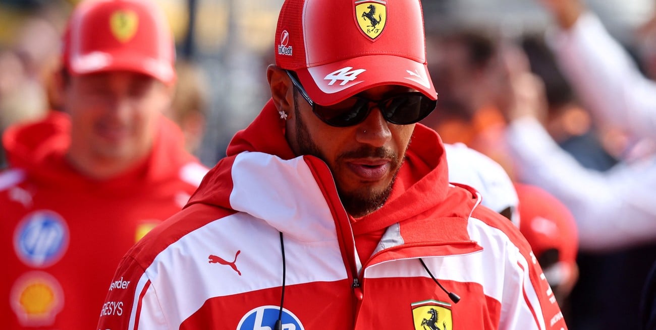 Hamilton cuestionó a Ferrari por no intervenir a tiempo en su pelea con Leclerc