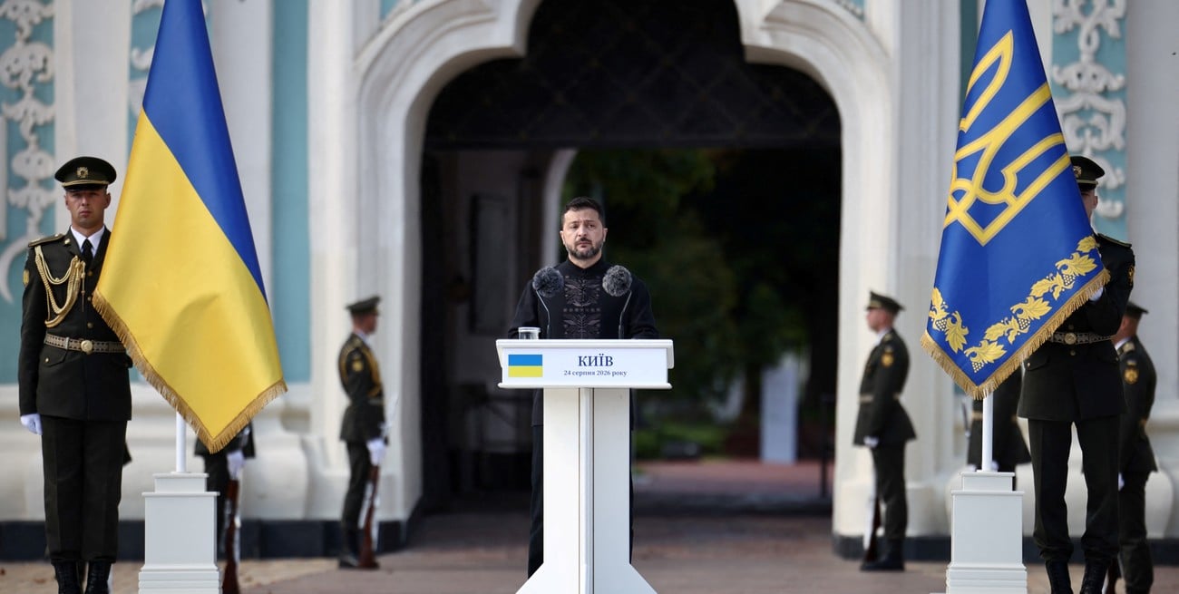 Zelenski encabezó la celebración por los 35 años de independencia de Ucrania