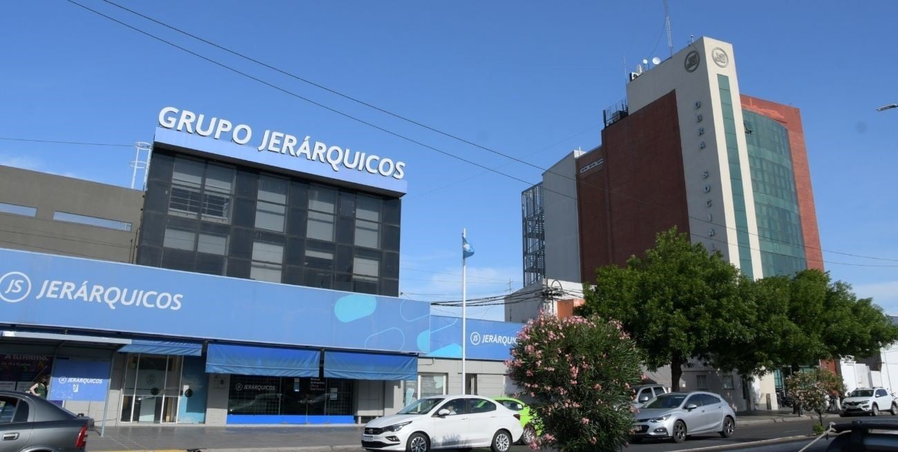 Jerárquicos Salud cumple 32 años: “A través de la salud y la educación nosotros hacemos patria”