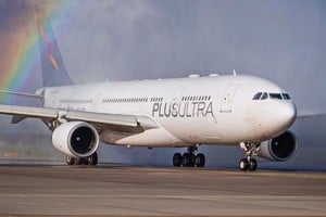 El vuelo PUE902 partió de Natal con 292 pasajeros después de más de 50 horas de espera.