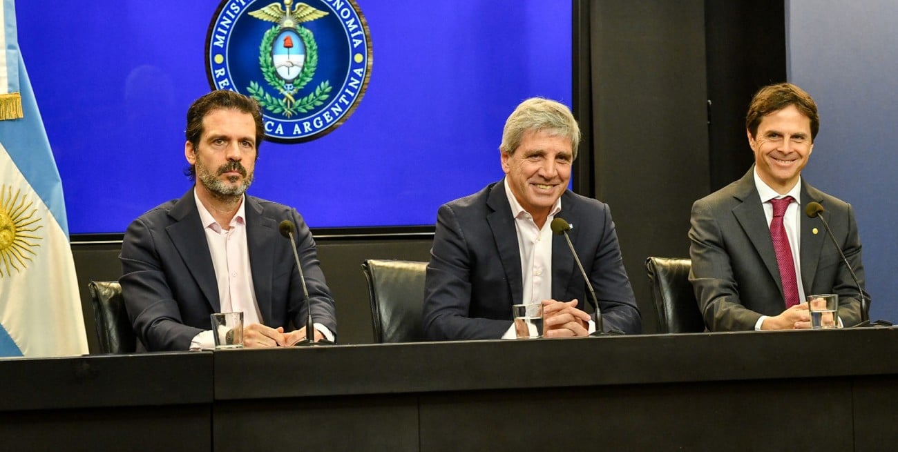 Caputo anunció medidas vinculadas al crédito hipotecario