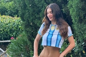 Morrone con la camiseta argentina: una constante durante el último Mundial de Fútbol. Foto: @camilamorrone