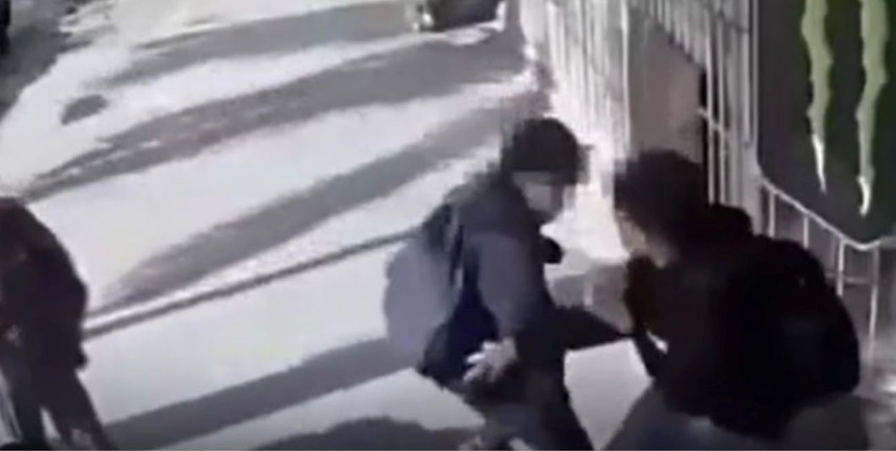 Atacó a un compañero con un destornillador después de clases en Santiago del Estero