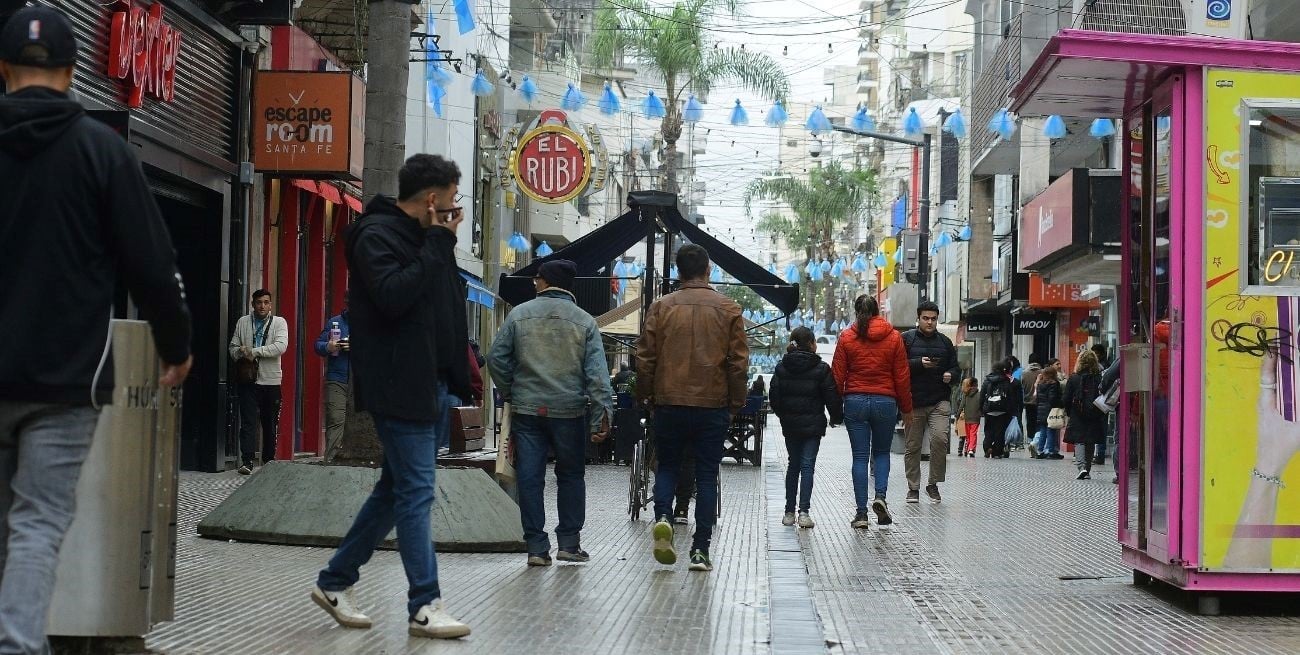Santa Fe cambia: menos nacimientos, hogares más chicos y una ciudad cada vez más envejecida