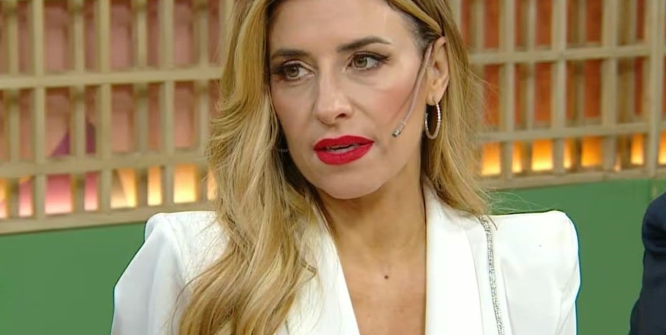 Video: motochorros intentaron robarle a Mariana Brey frente a su casa