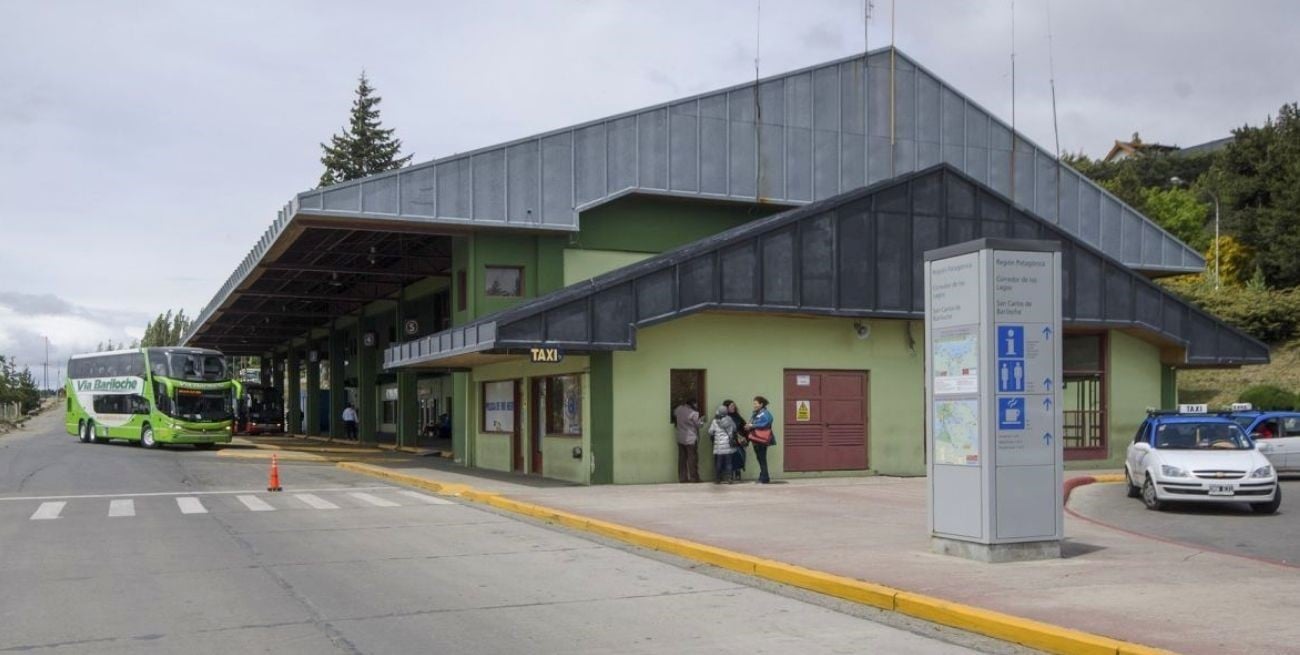 Desafectaron a un chofer en Bariloche tras dar positivo de alcoholemia antes de viajar