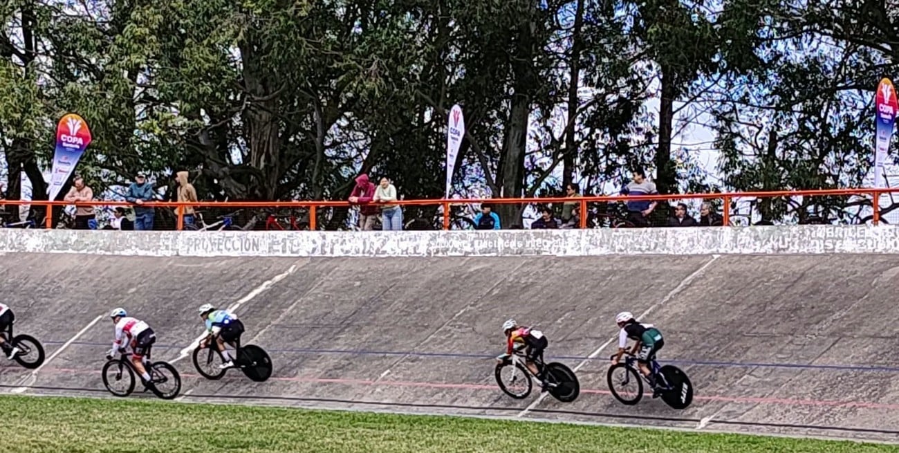 El ciclismo de pista vivió una jornada histórica por Copa Santa Fe