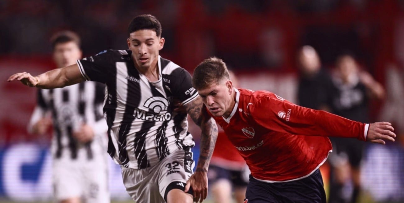 Independiente fue goleado por Gimnasia de Mendoza, nuevo líder del Clausura