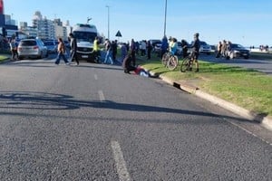 El siniestro vial ocurrido durante la tarde del sábado Créditos: La Capital