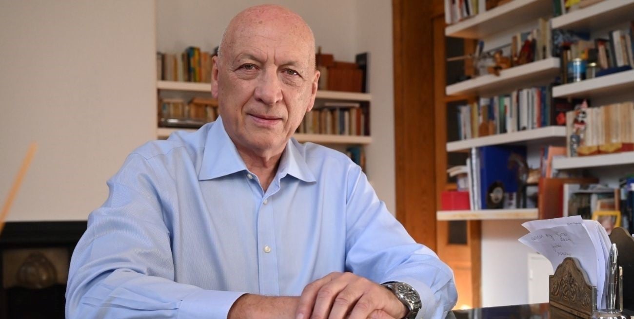 Antonio Bonfatti presenta su libro en Rafaela