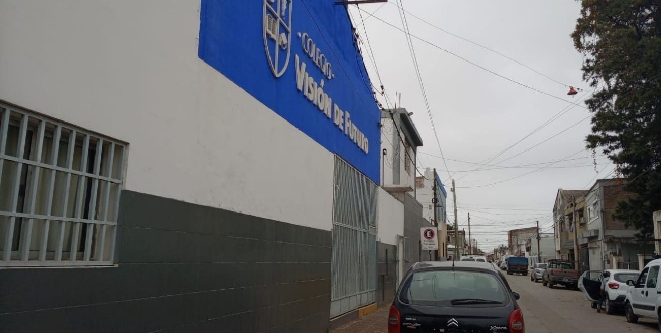 Asalto, amenazas y corridas frente a un jardín de infantes en barrio Barranquitas Sur