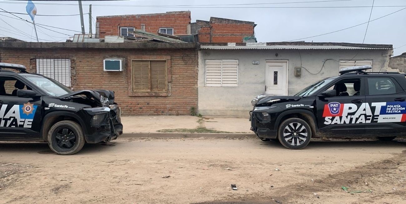 Violento choque entre dos patrulleros en Barranquitas Sur; dos policías heridos