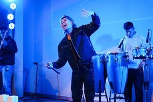 El lanzamiento, con Andy Kusnetzoff y Luck Ra en vivo