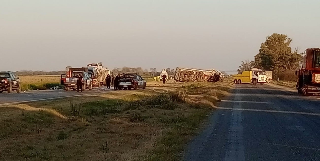Accidente fatal en la Ruta Nacional 34: murió el conductor de un utilitario tras un fuerte choque contra un camión