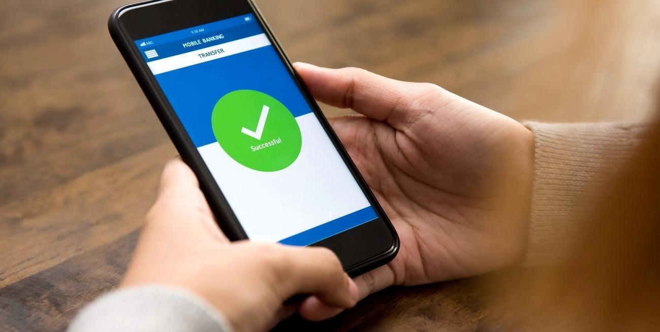 Transferiste dinero por error: qué hacer para intentar recuperarlo y qué no hacer