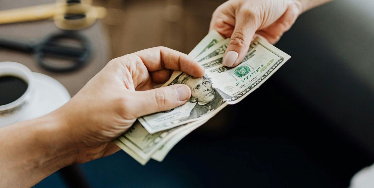 Dólar en Argentina: por qué volvió a crecer la demanda y qué puede pasar con el precio en los próximos meses