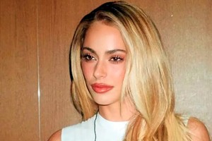 La cantante dejó afuera dos canciones vinculadas a su historia familiar.