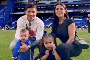 La familia de Enzo Fernández deja Londres tras su traspaso al Manchester City. Valentina Cervantes compartió un collage en Instagram para despedirse de la ciudad.