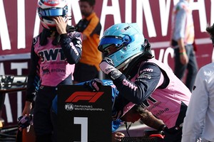 Gasly, de Alpine, celebra después de conseguir la primera pole position de su trayectoria. Crédito: REUTERS.
