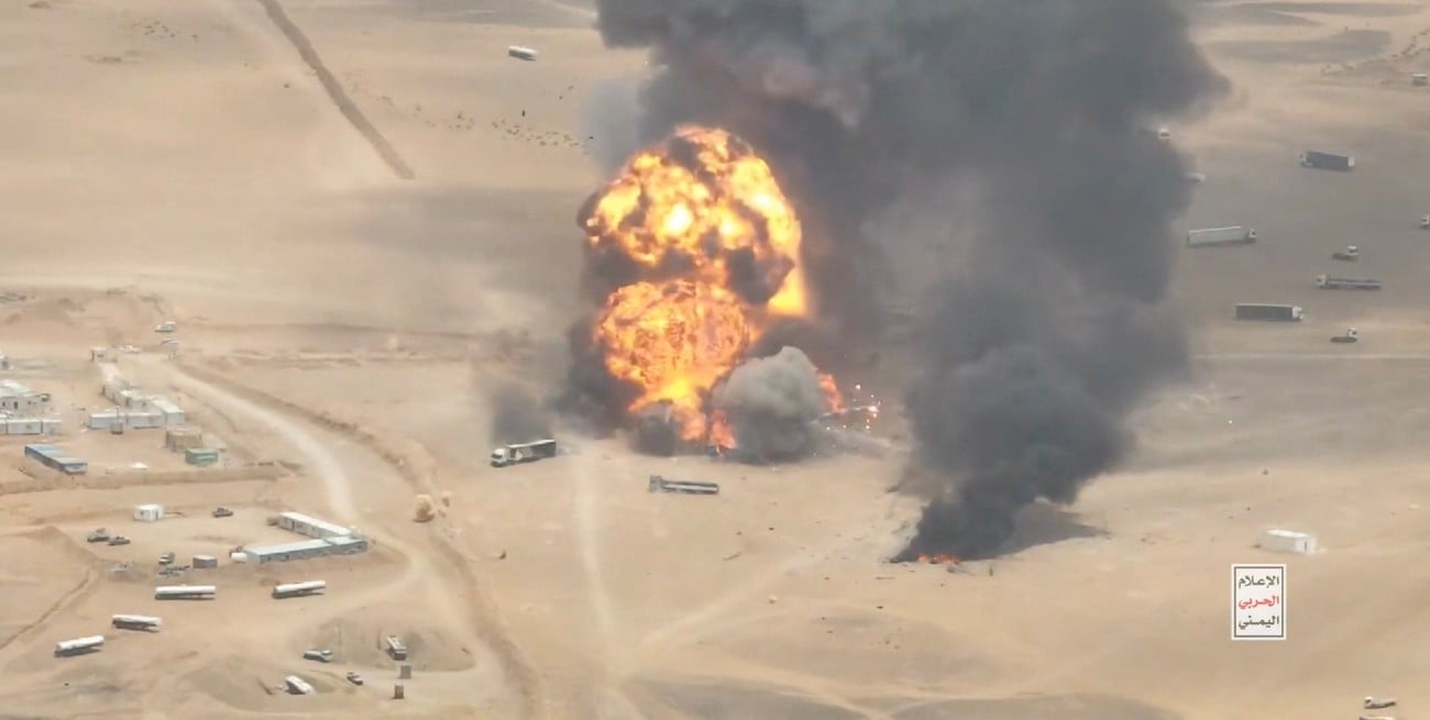 Hutíes de Yemen atacaron instalaciones militares y petroleras de Arabia Saudita: hay 73 heridos