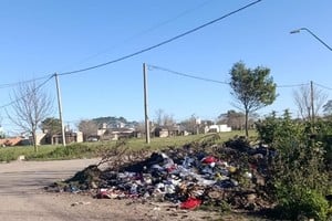 Un microbasural en la zona de Chapeaurouge y Batalla de San Lorenzo.