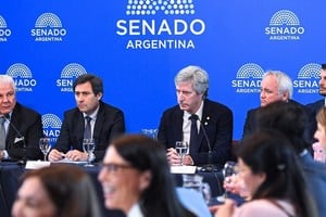 El Senado avanzó con la reforma del BCRA, tras un tenso debate por el uso de reservas como garantía