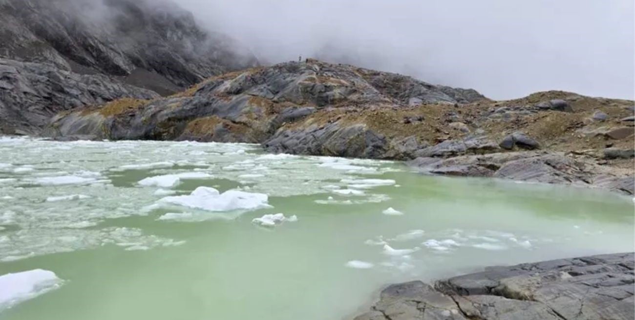 Alerta en la cordillera de los Andes: vigilan lagunas glaciares por riesgo de aluviones