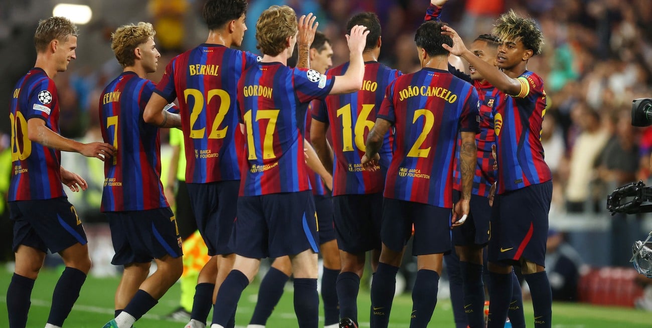 Barcelona goleó al Feyenoord en su debut y arrancó con autoridad en Europa