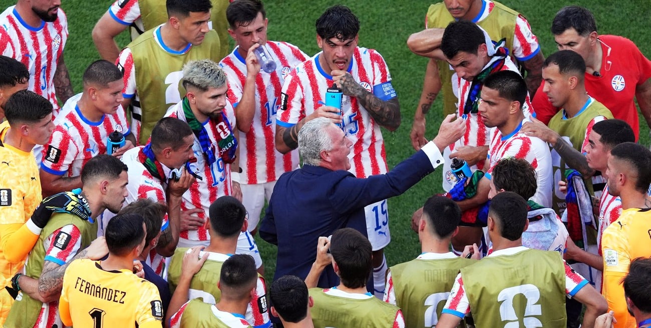 Gustavo Alfaro renovó con Paraguay y ya piensa en el Mundial 2030
