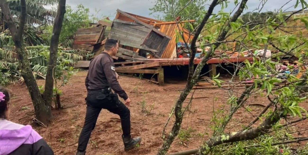 Un fuerte temporal azotó Misiones: murió un hombre y hubo destrozos