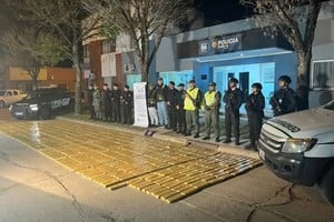 Un importante cargamento de marihuana, de más de 940 kilos, fue hallado durante la tarde del viernes.