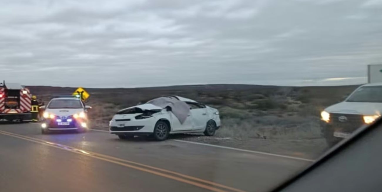 Vuelco fatal en Neuquén: murió una mujer que viajaba junto a su familia