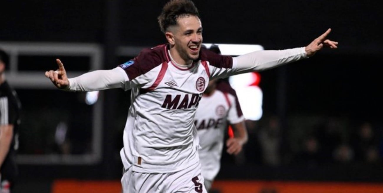 Lanús goleó a Deportivo Riestra para meterse en puestos de Playoffs