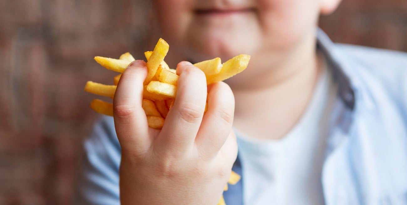 Cuatro de cada 10 chicos tienen sobrepeso u obesidad: qué advierte un pediatra