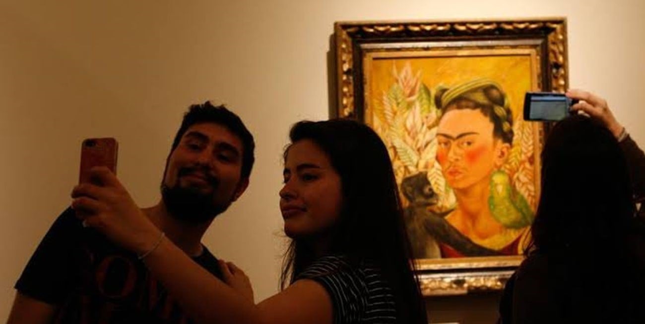 Una gran muestra reúne en el Malba pinturas y objetos personales de Frida Kahlo