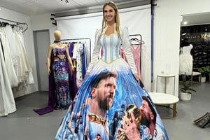 Alina Luz Akselrad lució el vestido inspirado en Messi en Miss Mundo 2026.