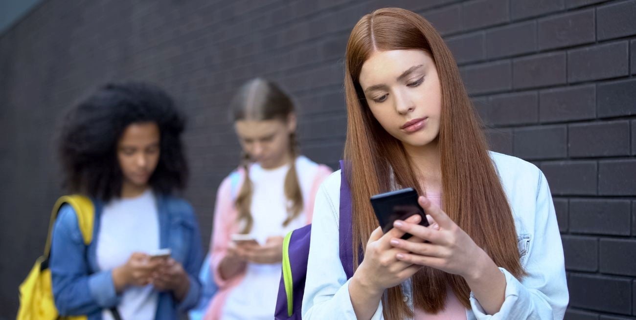 La Unión Europea analiza restringir el acceso de adolescentes a las redes sociales