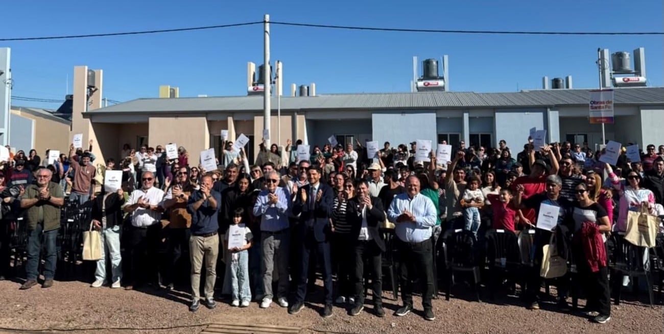 Tostado y Villa Minetti: entregaron 55 viviendas a familias del departamento 9 de Julio