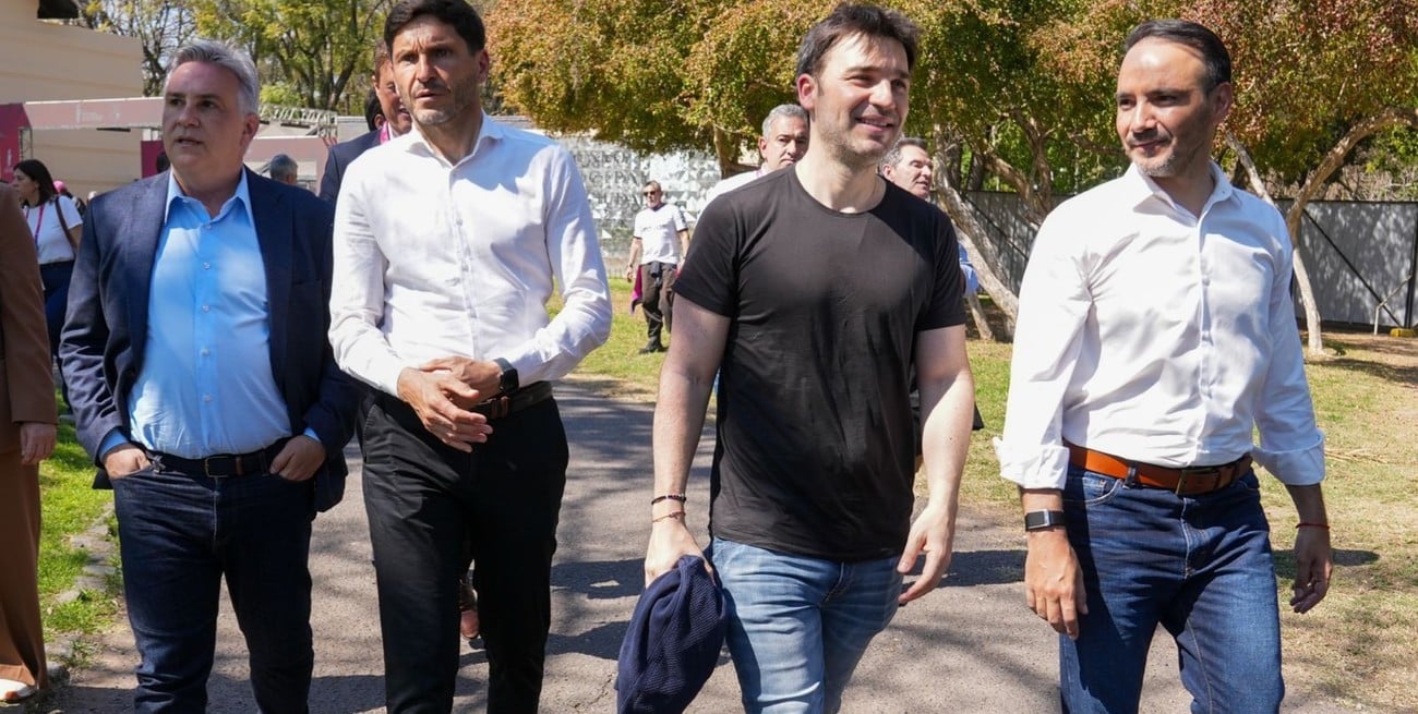 Pullaro se reunió con Torres, Valdés y Llaryora en Rosario en medio de los Suramericanos