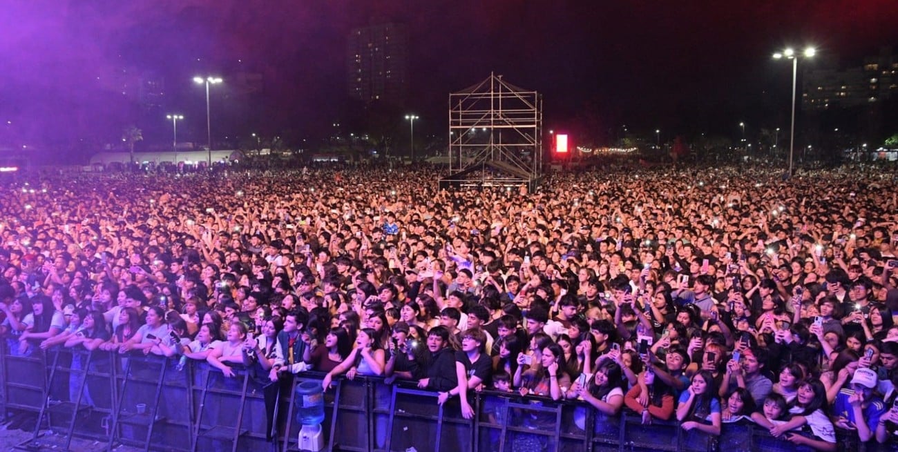 El domingo cambia el ritmo: hockey, cumbia, tango y música en los Fan Fest