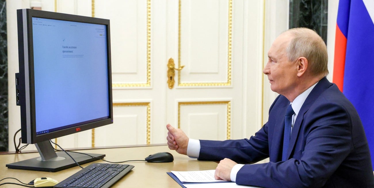 Putin votó de forma electrónica en las elecciones parlamentarias en Rusia