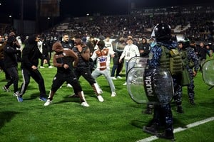 Aprevide sancionó a Platense con dos partidos a puertas cerradas por los incidentes ante Fluminense