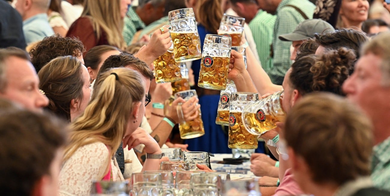Millones de visitantes y 16 días de fiesta: comenzó el Oktoberfest en Múnich